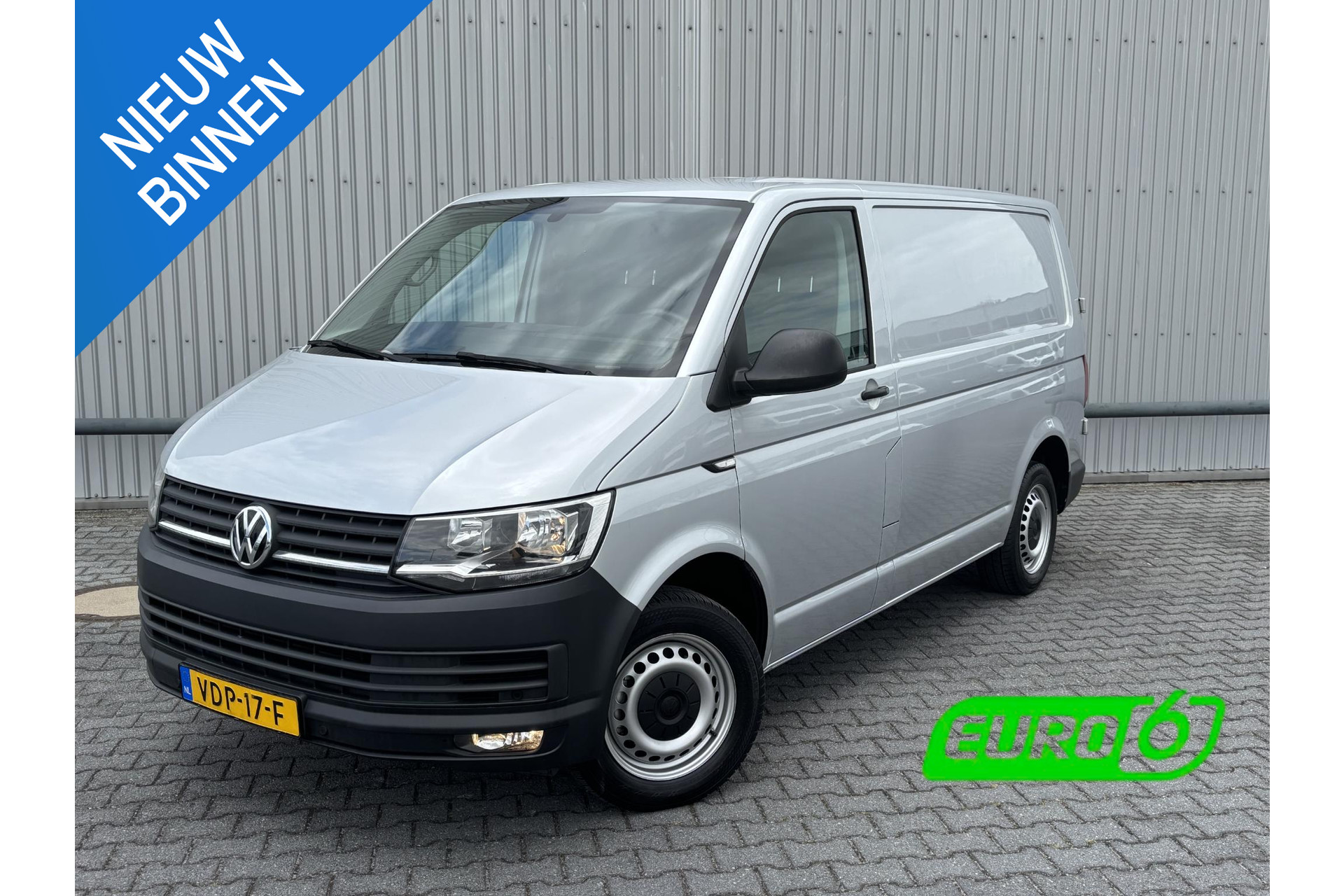 Volkswagen Transporter 2.0 TDI L1H1 Comfortline*AUTOM.*NAVI*CRUISE*APPLE
